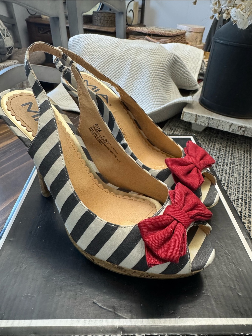 MIA Floret heels size 6.5 / 3.5 heels